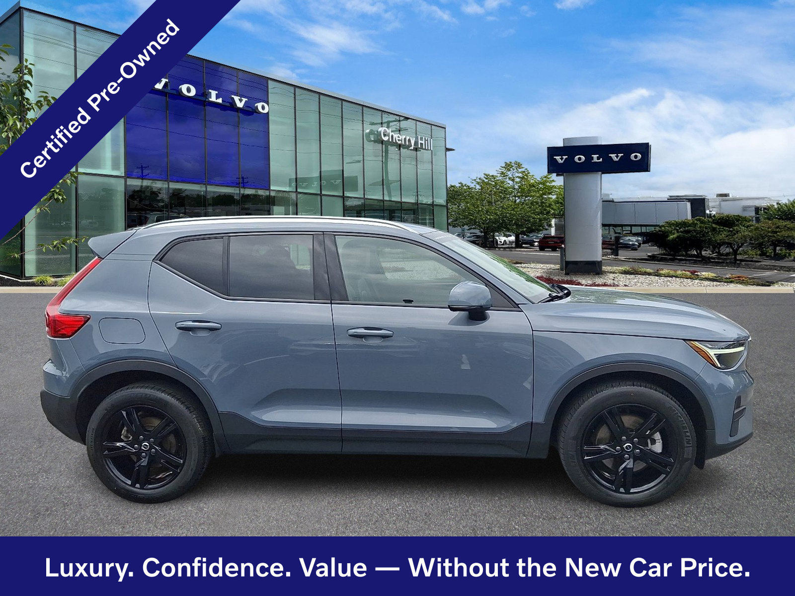 Certified 2023 Volvo XC40 B5 Core w/ Convenience Package AWD/4WD image 8