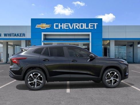 New 2026 Chevrolet Trax RS FWD image 5