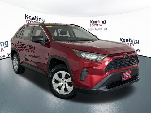 Certified 2021 Toyota RAV4 LE image 3