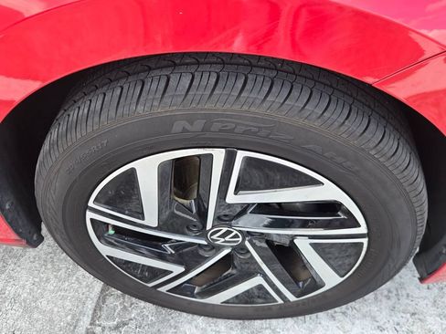 Used 2023 Volkswagen Jetta SEL FWD image 5