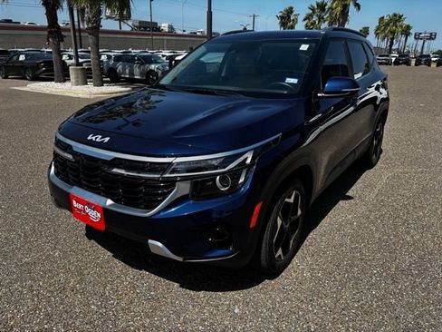 Used 2024 Kia Seltos EX FWD image 3