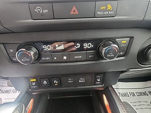Used 2023 Nissan Frontier PRO-4X w/ Pro Convenience Package image 18