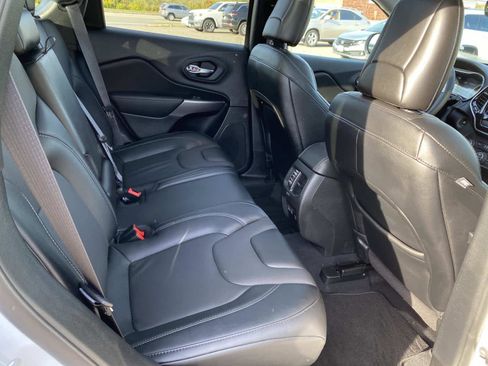 Certified 2022 Jeep Cherokee Limited image 27