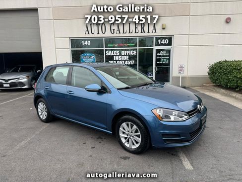 Used 2016 Volkswagen Golf S image 1