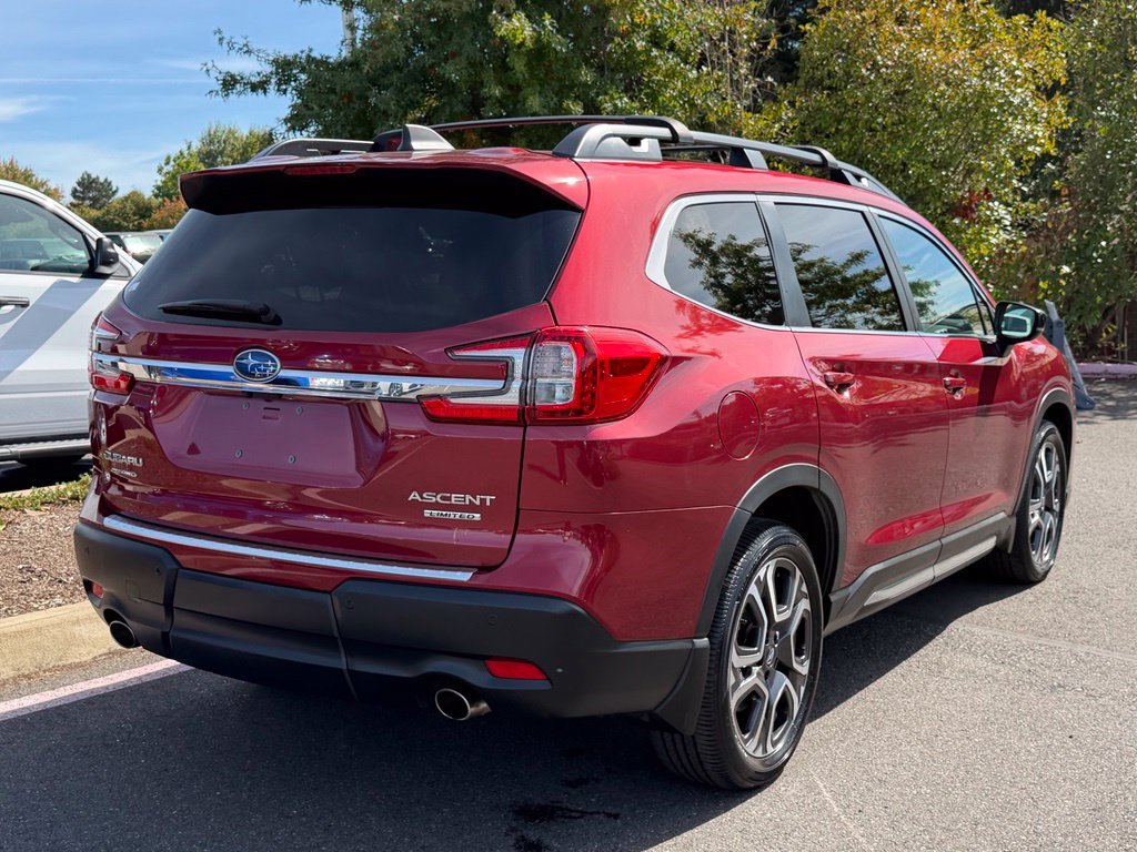 Used 2024 Subaru Ascent Limited w/ Technology Package AWD/4WD image 7