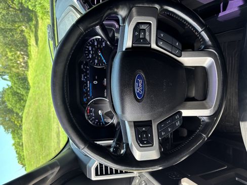 Used 2020 Ford F250 Platinum w/ FX4 Off-Road Package AWD/4WD image 15