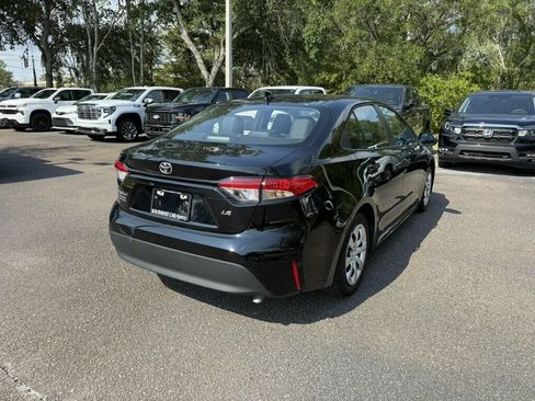 Used 2026 Toyota Corolla LE FWD image 10