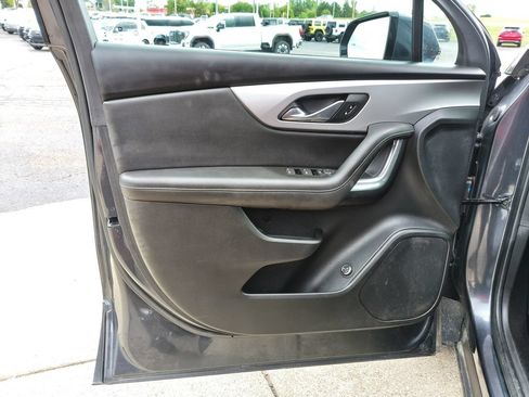 Used 2021 Chevrolet Blazer LT FWD image 9