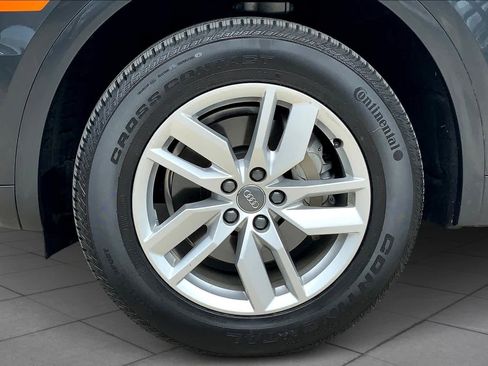 Used 2020 Audi Q5 Premium w/ Convenience Package image 10