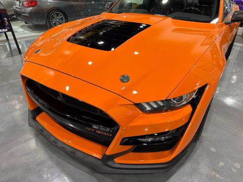 Used 2020 Ford Mustang Shelby GT500 w/ Technology Package image 32