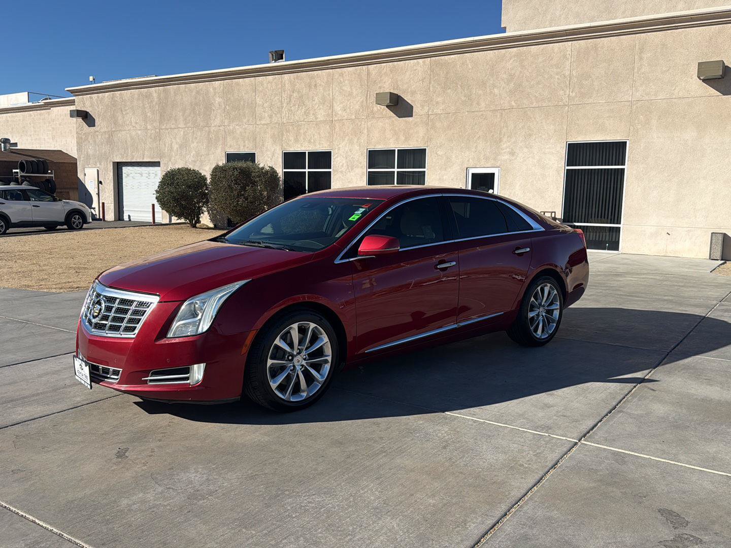 Used 2013 Cadillac XTS Luxury w/ Driver Awareness Package FWD image 5