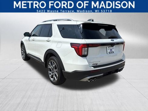 Used 2025 Ford Explorer Platinum w/ Ultimate Package AWD/4WD image 4
