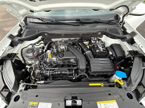 Certified 2023 Volkswagen Taos SE AWD/4WD image 27
