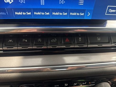 Certified 2023 Chevrolet Silverado 1500 High Country w/ High Country Premium Package image 27