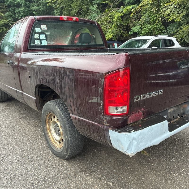 Used 2004 Dodge Ram 1500 Truck ST RWD image 3