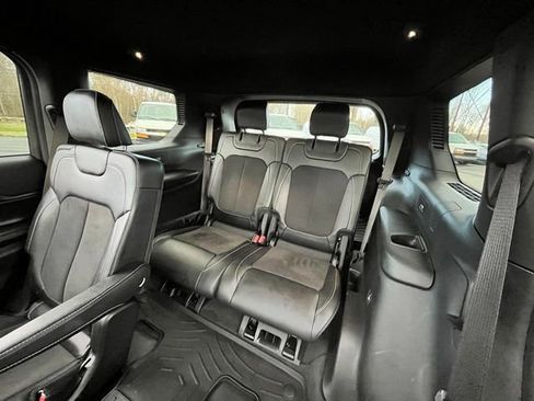 Used 2022 Jeep Grand Cherokee L Laredo AWD/4WD image 23
