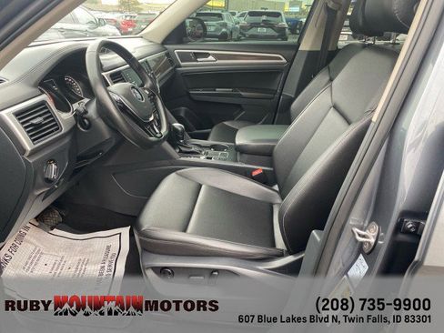 Used 2018 Volkswagen Atlas SE image 12