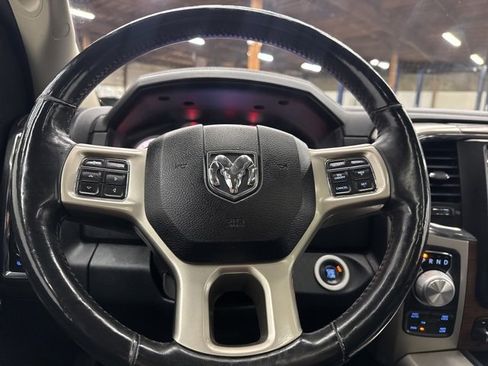 Used 2016 RAM 1500 Laramie w/ Convenience Group image 15