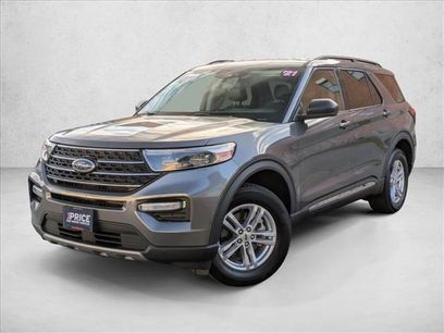 Used 2021 Ford Explorer XLT w/ Equipment Group 202A