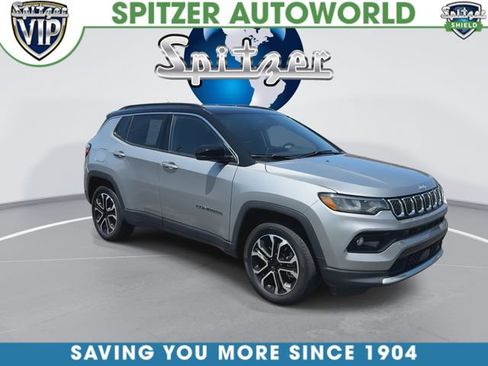 Used 2024 Jeep Compass Limited w/ Sun and Sound Group AWD/4WD image 2