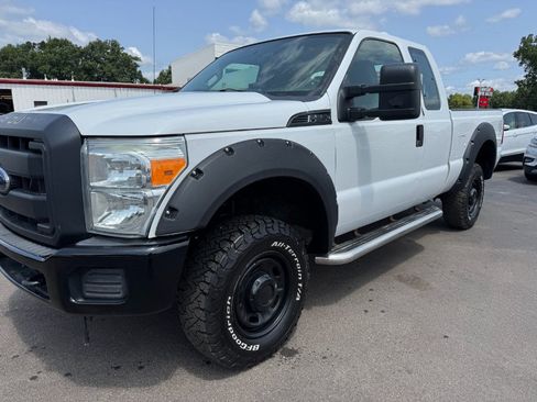 Used 2015 Ford F250 XL w/ Snow Plow Prep Package AWD/4WD image 9
