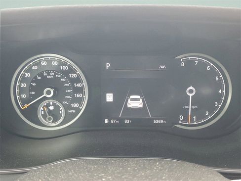 Used 2025 Genesis G70 3.3T Advanced w/ Sport Prestige Package image 21