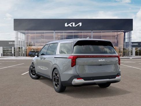New 2026 Kia Carnival EX FWD image 4