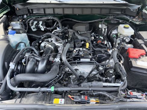 Used 2024 Ford Bronco Everglades image 26