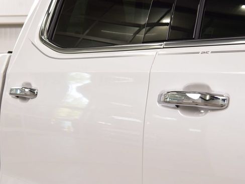 Used 2024 GMC Sierra 1500 Denali Ultimate AWD/4WD image 19