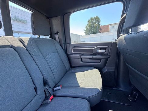 Used 2024 RAM 2500 Big Horn w/ Night Edition AWD/4WD image 20