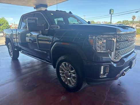 Used 2023 GMC Sierra 2500 Denali w/ Denali Ultimate Package AWD/4WD image 3