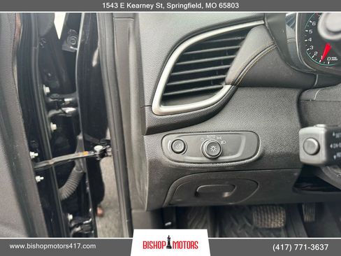 Used 2017 Chevrolet Trax LS image 20