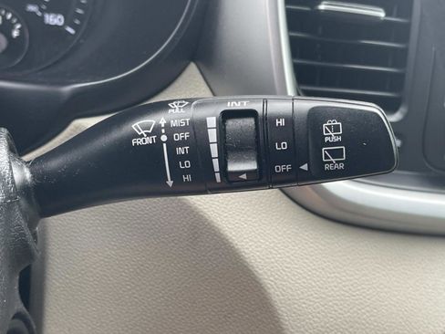 Used 2017 Kia Sorento FWD image 33