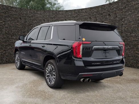 Used 2023 GMC Yukon Denali Ultimate AWD/4WD image 4