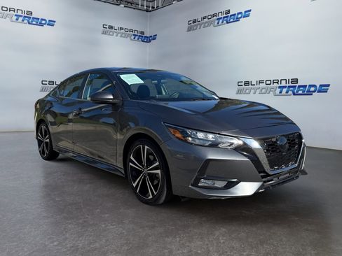 Used 2022 Nissan Sentra SR image 3