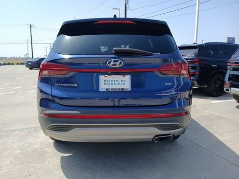 Used 2023 Hyundai Santa Fe SE AWD/4WD image 8