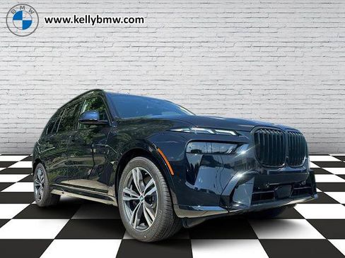 New 2027 BMW X7 xDrive40i w/ M Sport Package AWD/4WD image 1