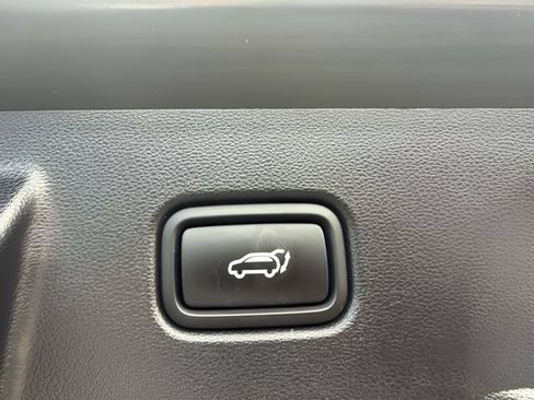 Used 2022 Hyundai Tucson Limited AWD/4WD image 10