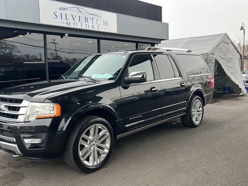 Used 2015 Ford Expedition EL Platinum image 2