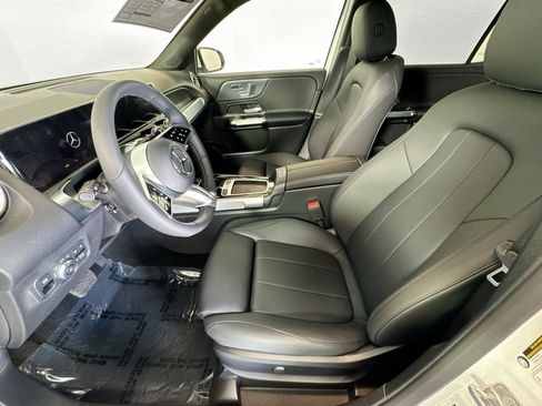 New 2026 Mercedes-Benz GLB 250 4MATIC image 18