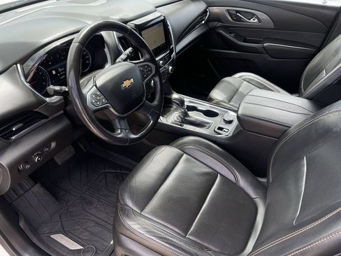 Used 2021 Chevrolet Traverse Premier w/ Redline Edition AWD/4WD image 10