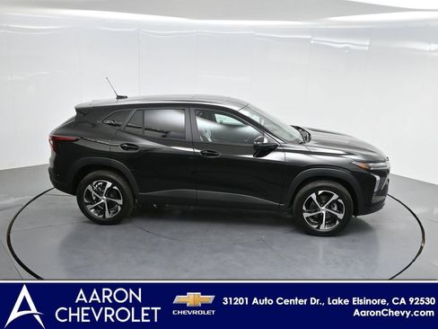 New 2026 Chevrolet Trax RS w/ Sunroof Package FWD image 54