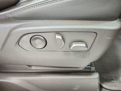 Used 2023 GMC Sierra 1500 Denali w/ Denali Reserve Package image 42