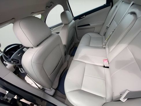 Used 2008 Chevrolet Impala LT FWD image 21