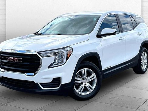 Used 2024 GMC Terrain SLE AWD/4WD image 12