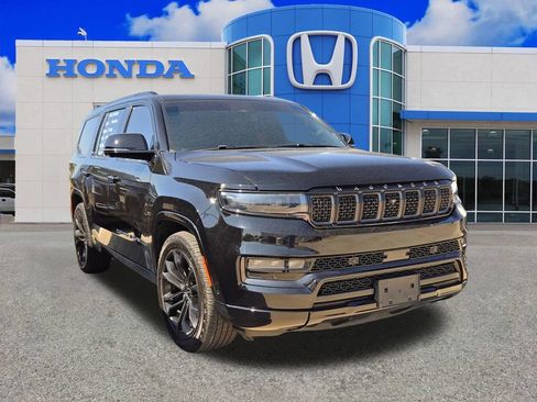 Used 2022 Jeep Grand Wagoneer Series II AWD/4WD image 21