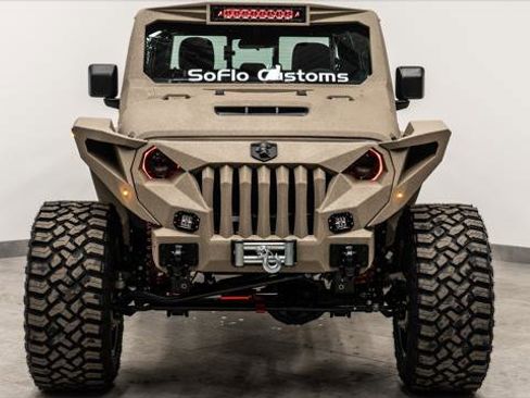 Used 2025 Jeep Gladiator Sport image 42