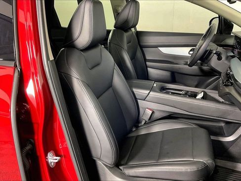 Certified 2025 Nissan Murano SL AWD/4WD image 9