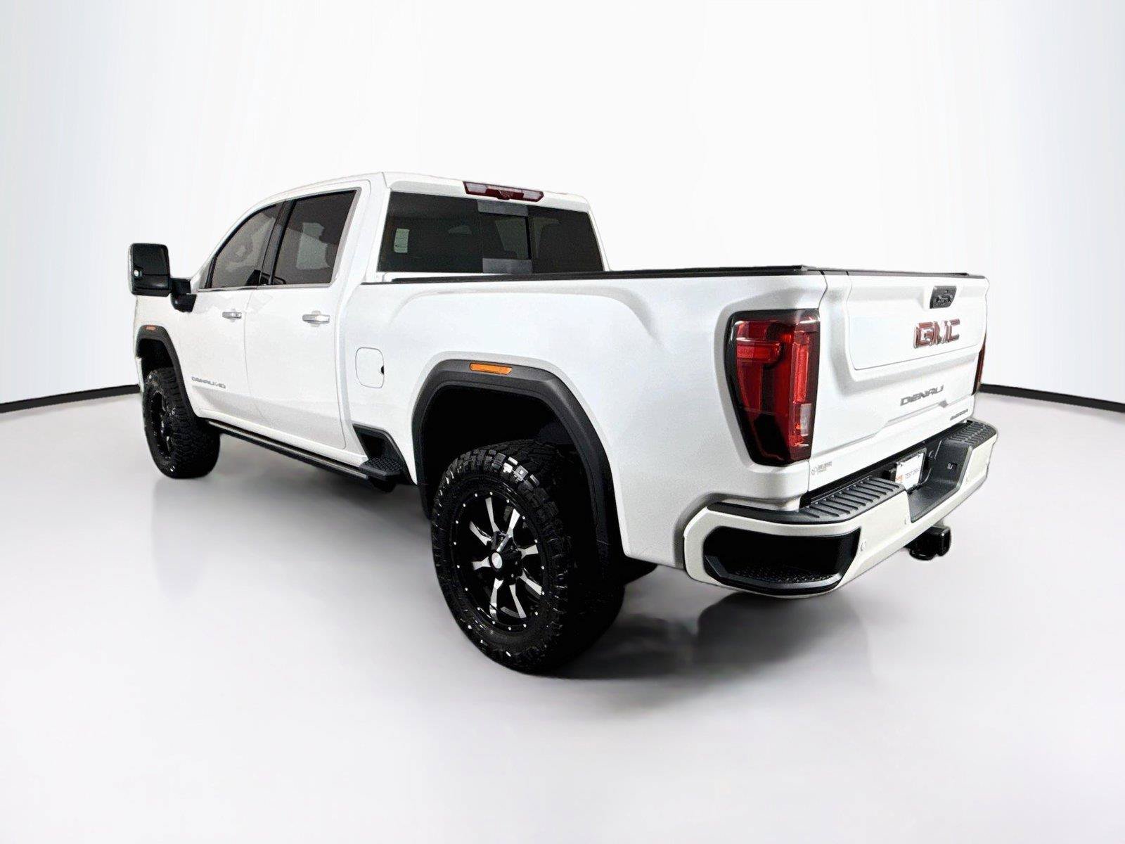 Used 2022 GMC Sierra 2500 Denali w/ Denali Ultimate Package AWD/4WD image 7