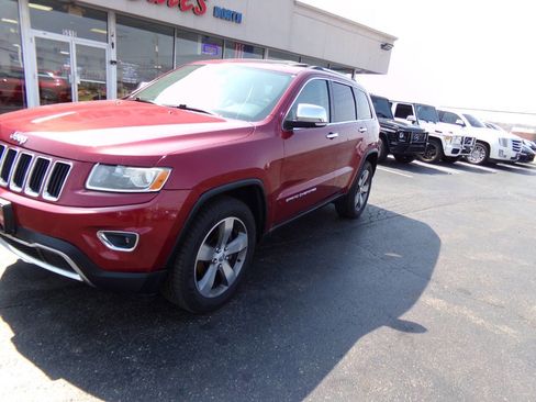 Used 2014 Jeep Grand Cherokee Limited w/ Trailer Tow Group IV image 35